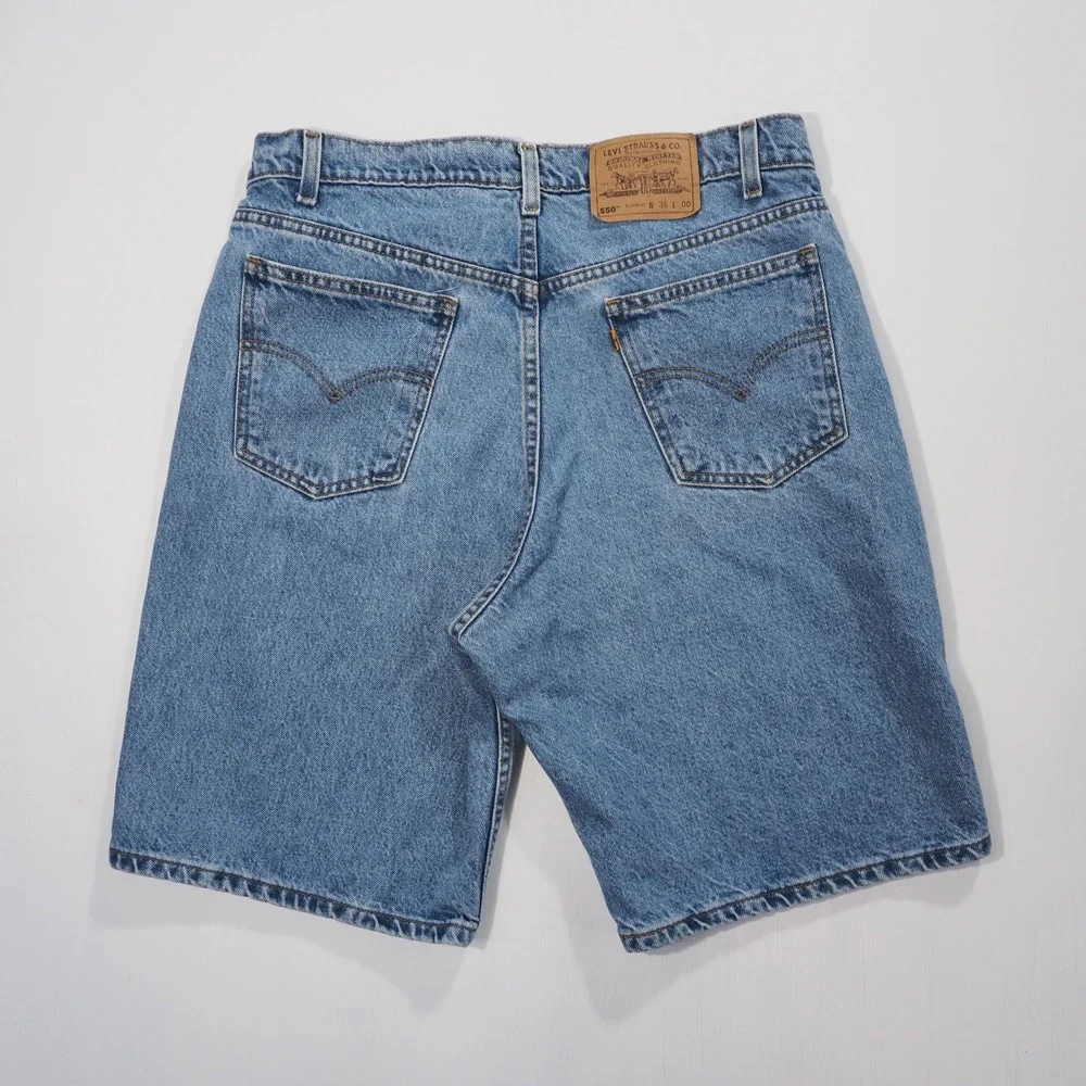 Vintage Levis Jean Shorts Men 36 Blue 550 Relaxed Fit Denim 90s Streetwear Skate